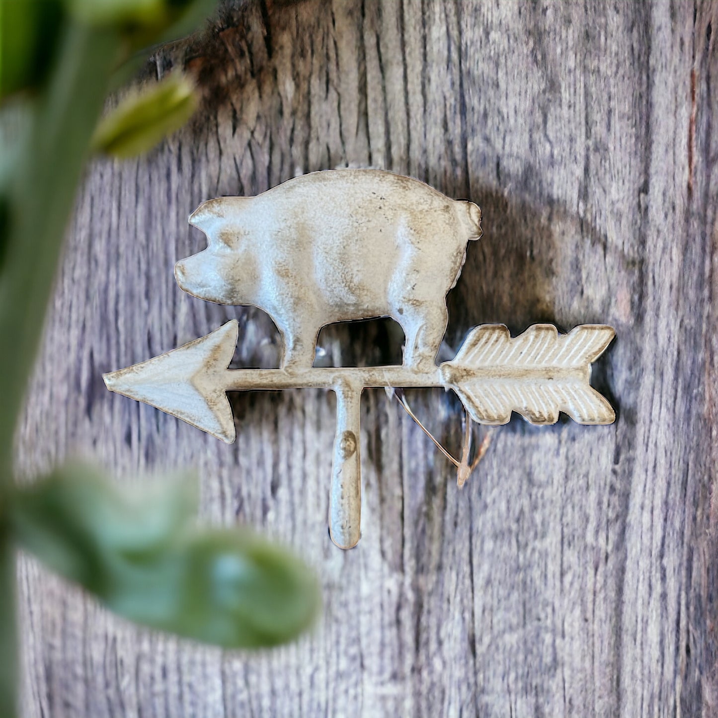 Hook Pig Rustic Farmhouse Arrow - The Renmy Store Homewares & Gifts 