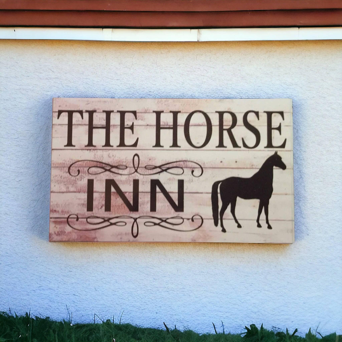 Horse Inn Farmhouse Sign - The Renmy Store Homewares & Gifts