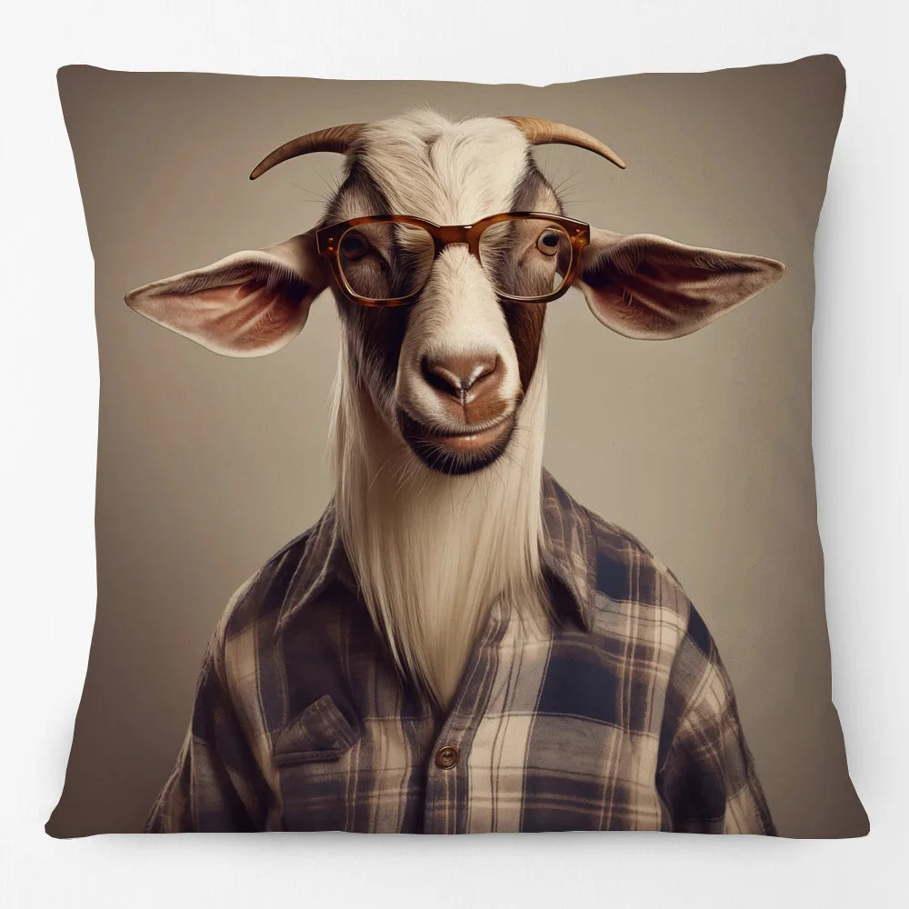Cushion Cover Funky Farm Vintage Animals | Fox Highland Cow Sheep Alpaca Goat Donkey Horse