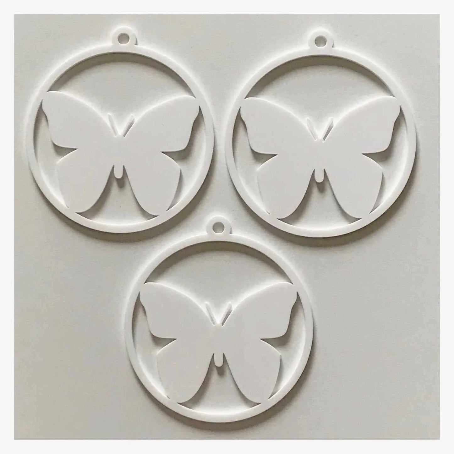 Butterfly Decoration Hanging Set Of 3 White Plastic Acrylic Country Decor Garden - The Renmy Store Homewares & Gifts