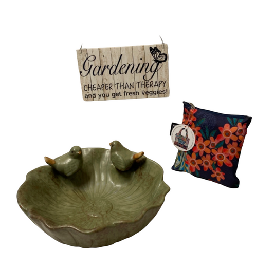 Garden Gardener Bird Bath Gift Hamper - The Renmy Store Homewares & Gifts 