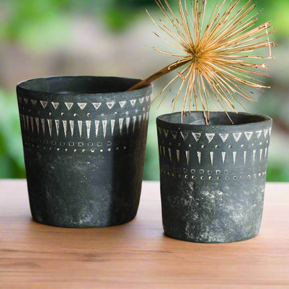 Planter Pot Rustic Dark