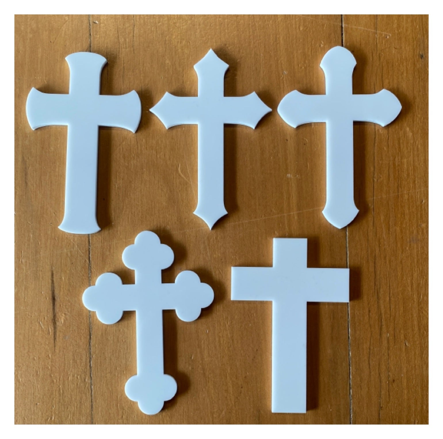 Cross Set of 5 Vintage White Religious Décor - The Renmy Store Homewares & Gifts 