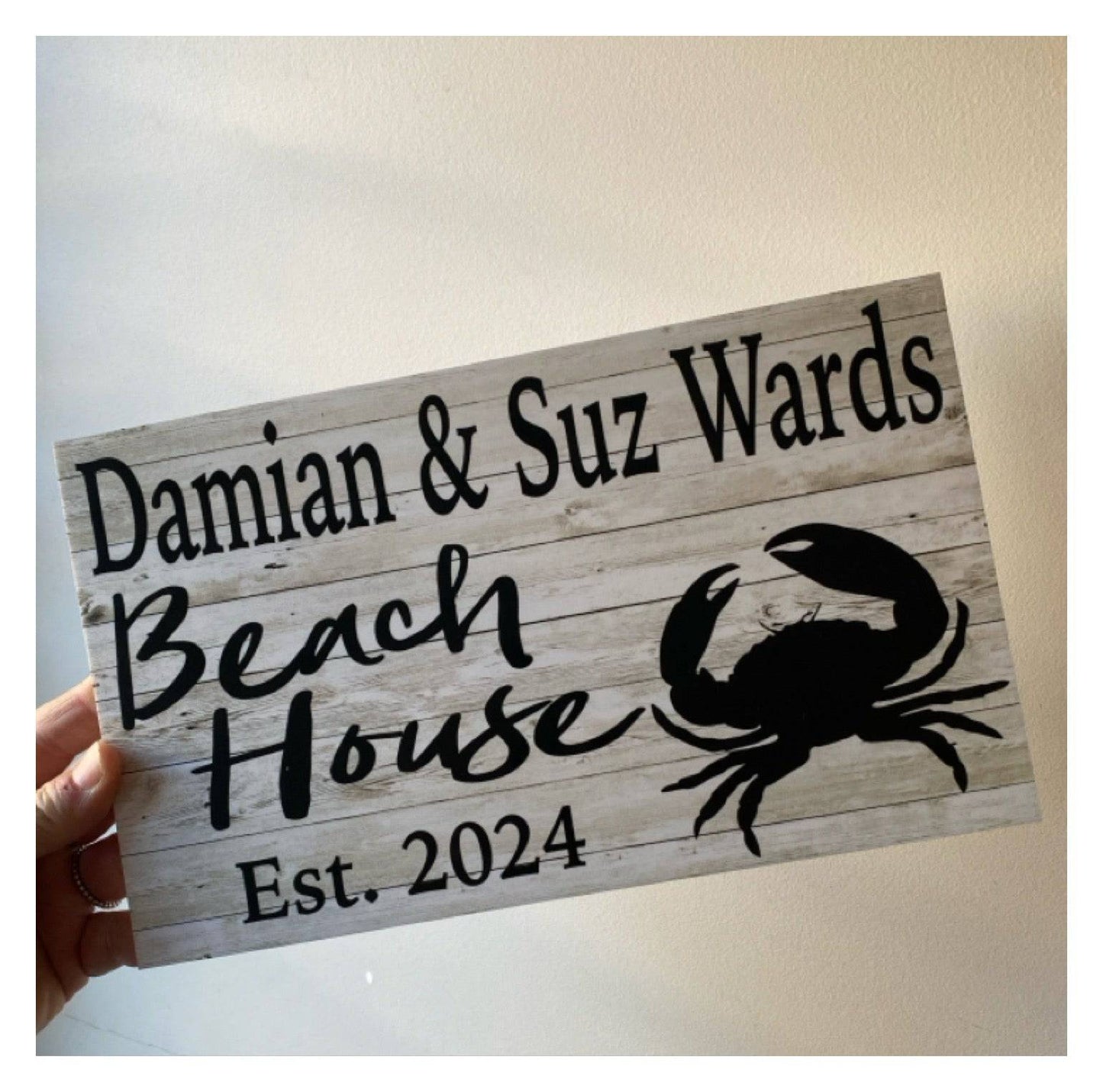 Beach House Est. Custom Name Crab Sign - The Renmy Store Homewares & Gifts 