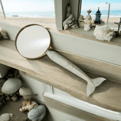 Magnifying Glass Beach Whale Tail - The Renmy Store Homewares & Gifts 