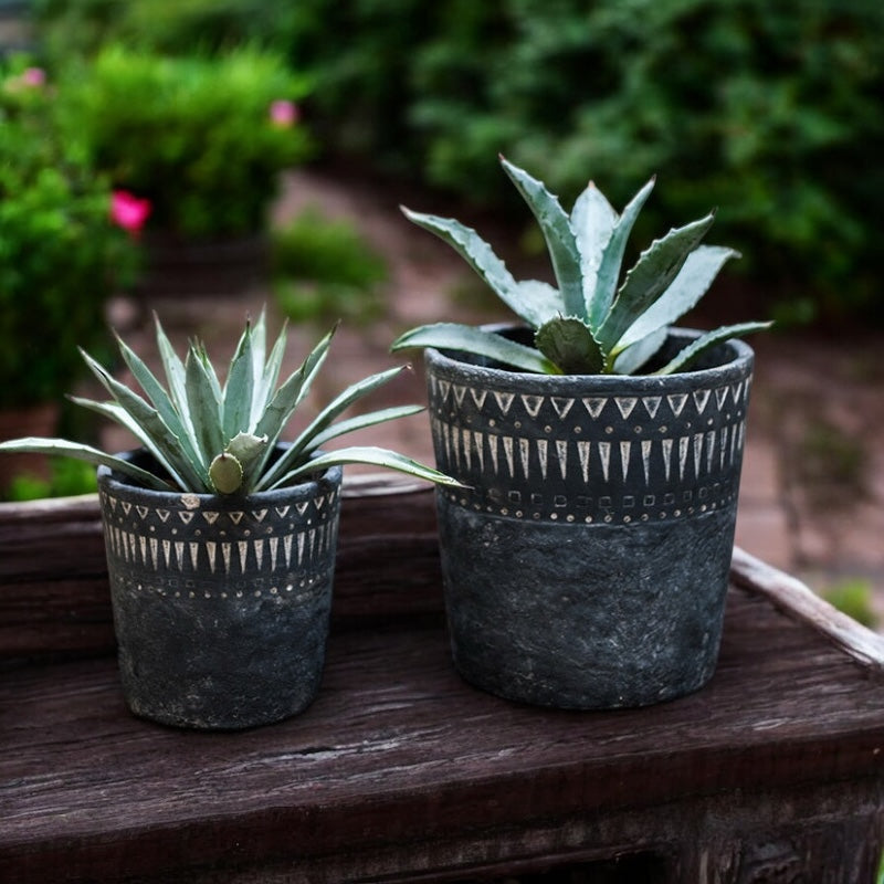 Planter Pot Rustic Dark