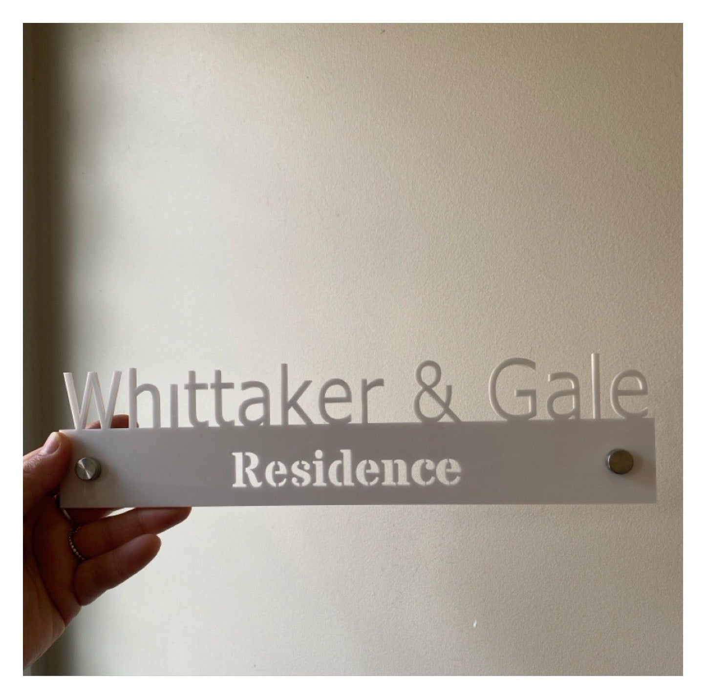 Personalised Residence Family Surname White House Custom Sign - The Renmy Store Homewares & Gifts 