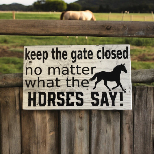 Horses Keep Gate Closed Vintage Sign - The Renmy Store Homewares & Gifts 