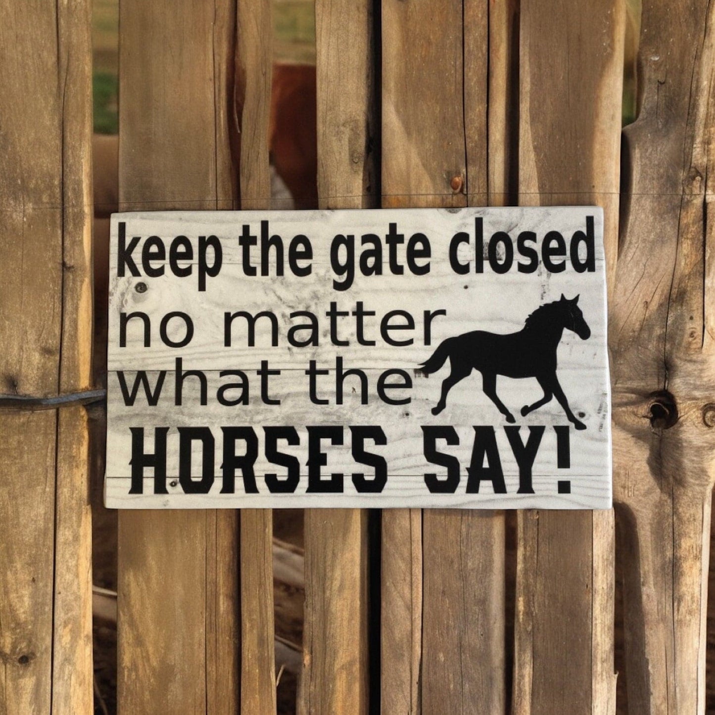 Horses Keep Gate Closed Vintage Sign - The Renmy Store Homewares & Gifts 