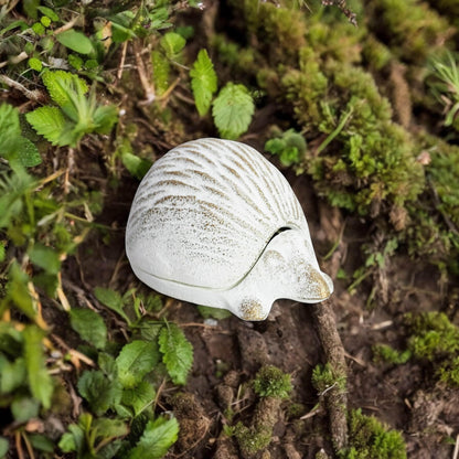 Key Hide Hedgehog Rustic White Cast Iron - The Renmy Store Homewares & Gifts 