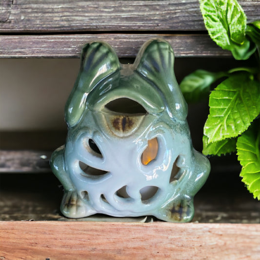 Frog Hiding Candle Holder - The Renmy Store Homewares & Gifts 