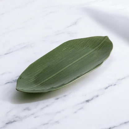 Plate Serving Tropical Leaf