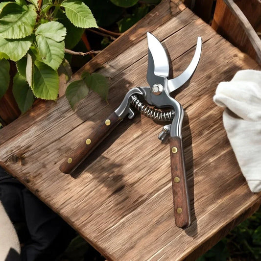 Secateurs Pruning Tool Wooden Garden - The Renmy Store Homewares & Gifts 