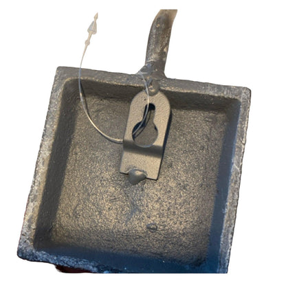 Bee Hook Rustic Cast Iron - The Renmy Store Homewares & Gifts 