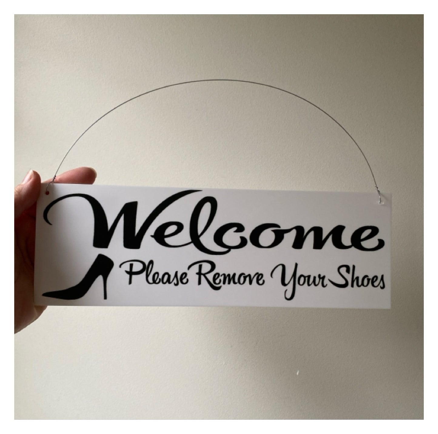 Welcome Please Remove Your Shoes Sign - The Renmy Store Homewares & Gifts 