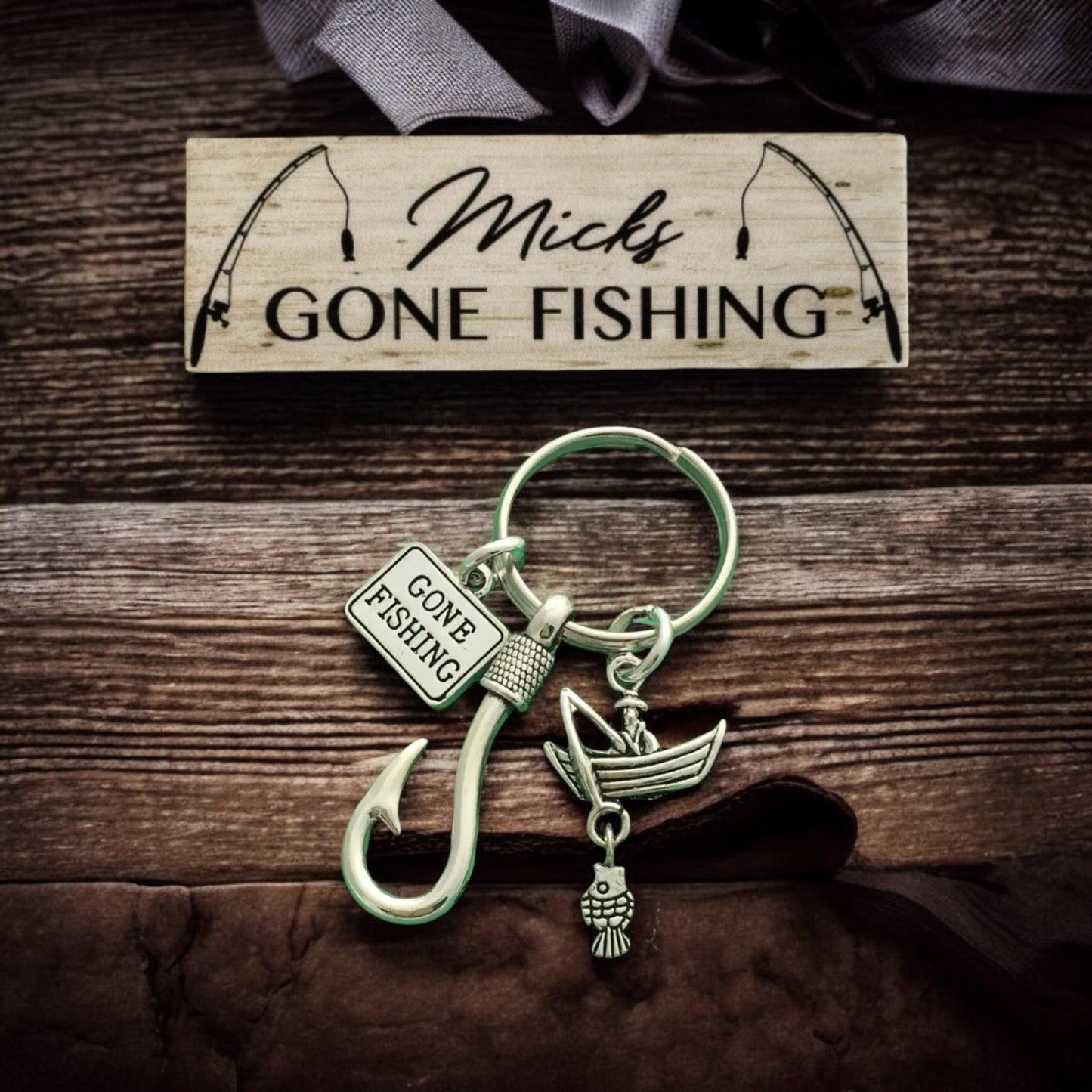 Fish Keyring Personalised Gone Fishing Sign Gift - The Renmy Store Homewares & Gifts 