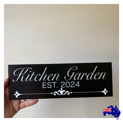 Family Name Custom Personalised Vintage Black Sign - The Renmy Store Homewares & Gifts 