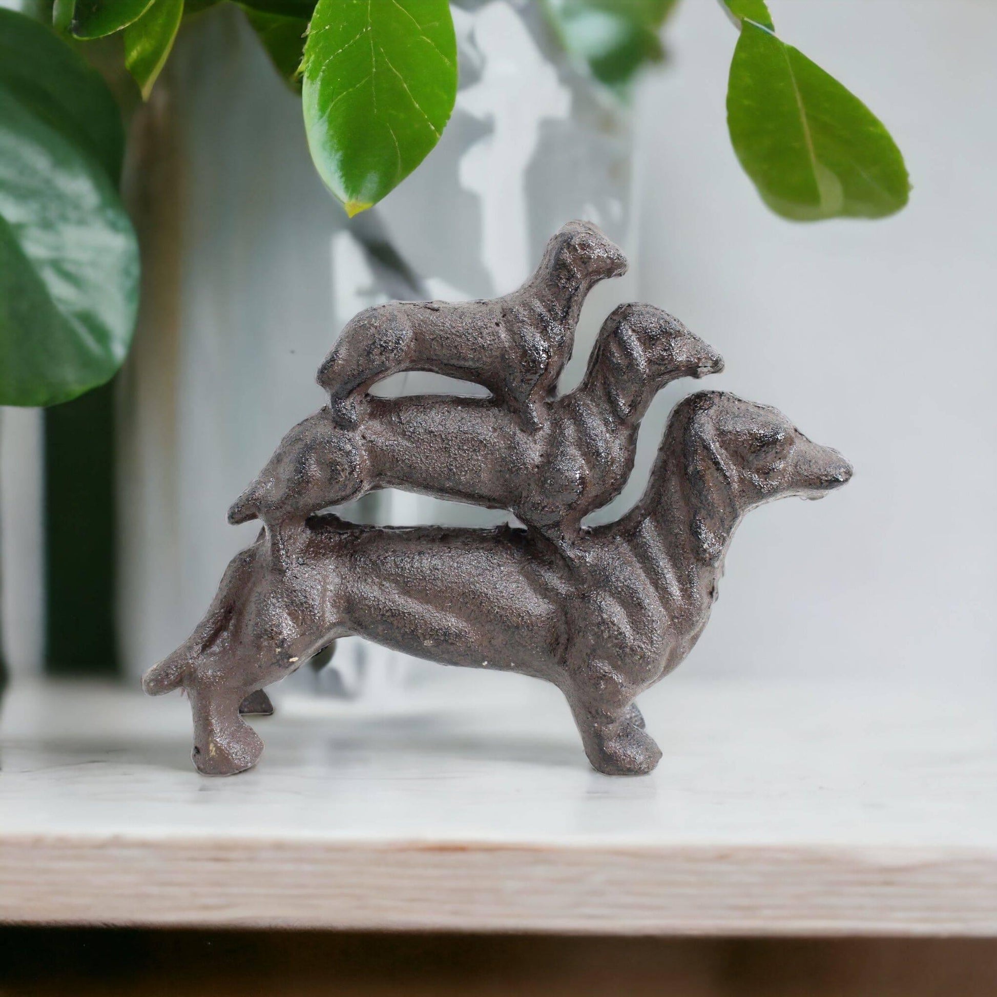 Dog Cast Iron Dachshund Ornament - The Renmy Store Homewares & Gifts 