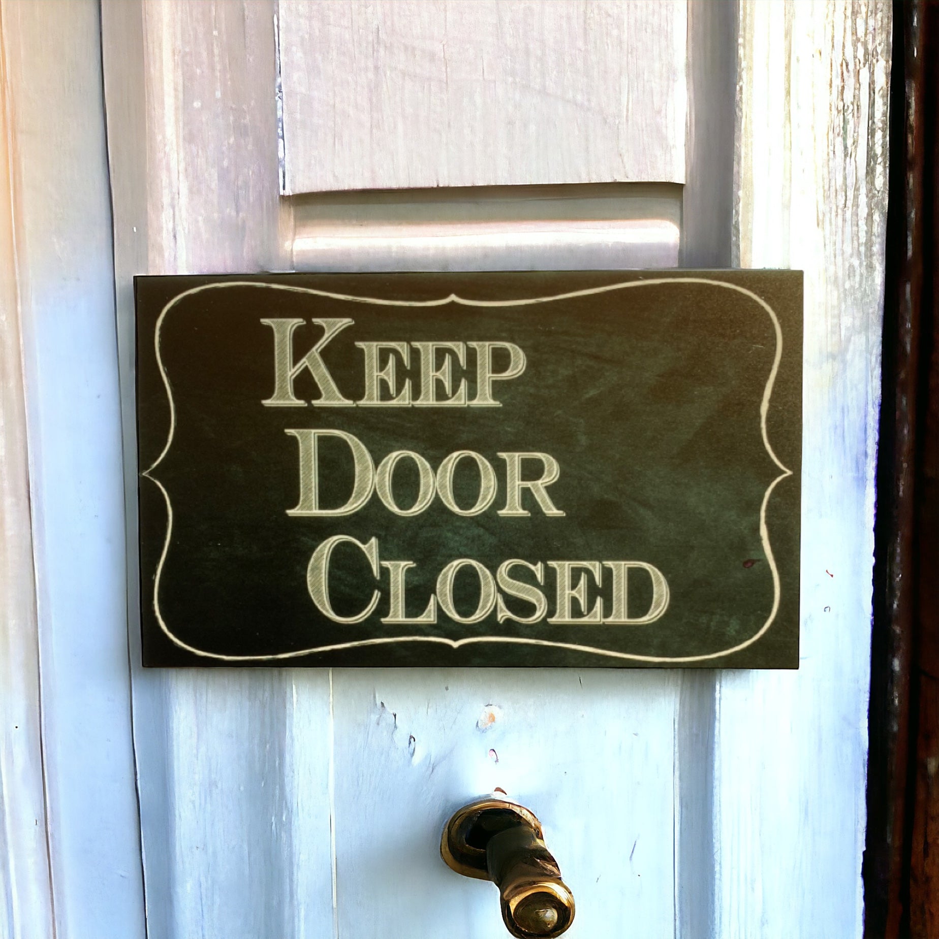 Keep Door Closed Vintage Black Sign - The Renmy Store Homewares & Gifts 