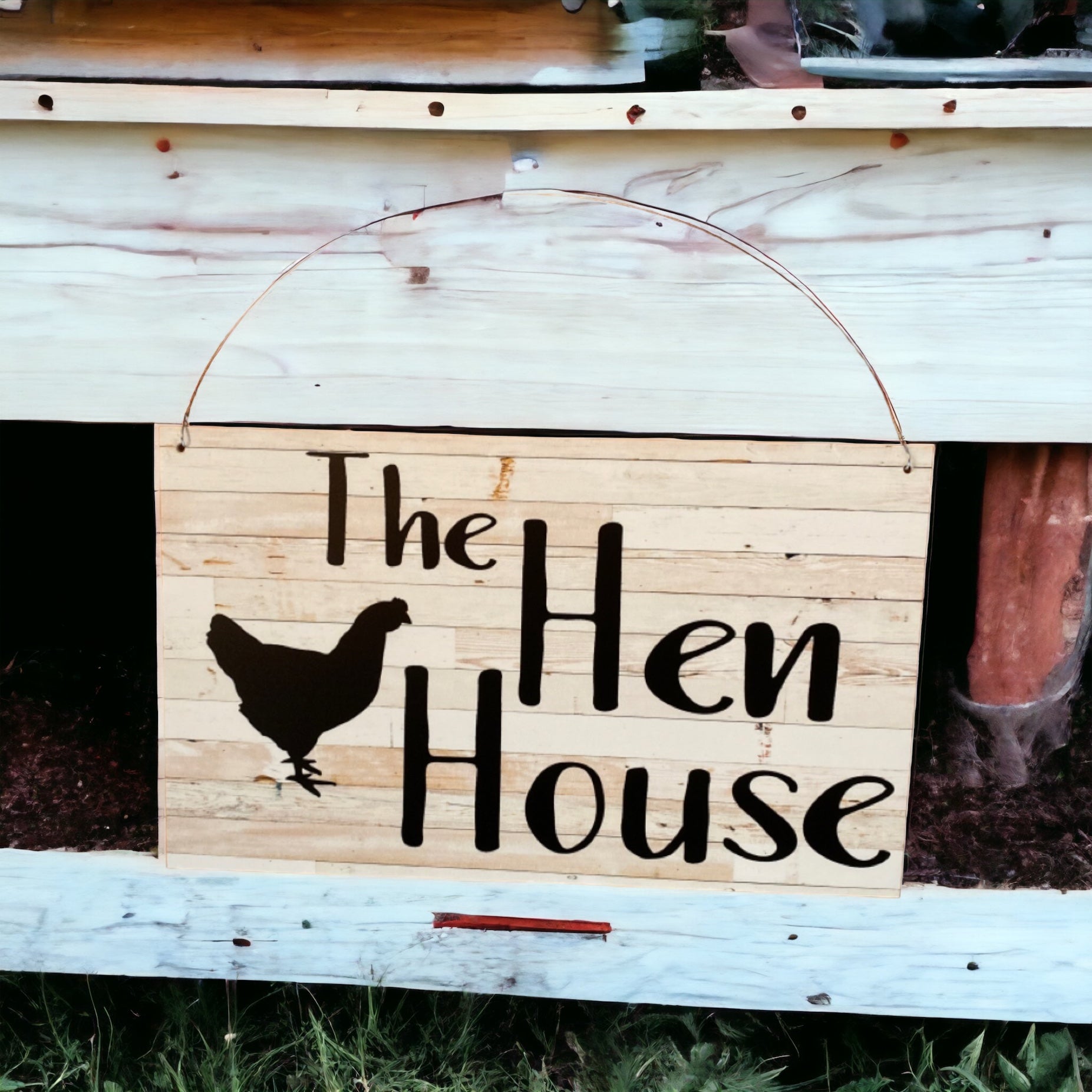 The Hen House Shabby Chic Sign - The Renmy Store Homewares & Gifts 