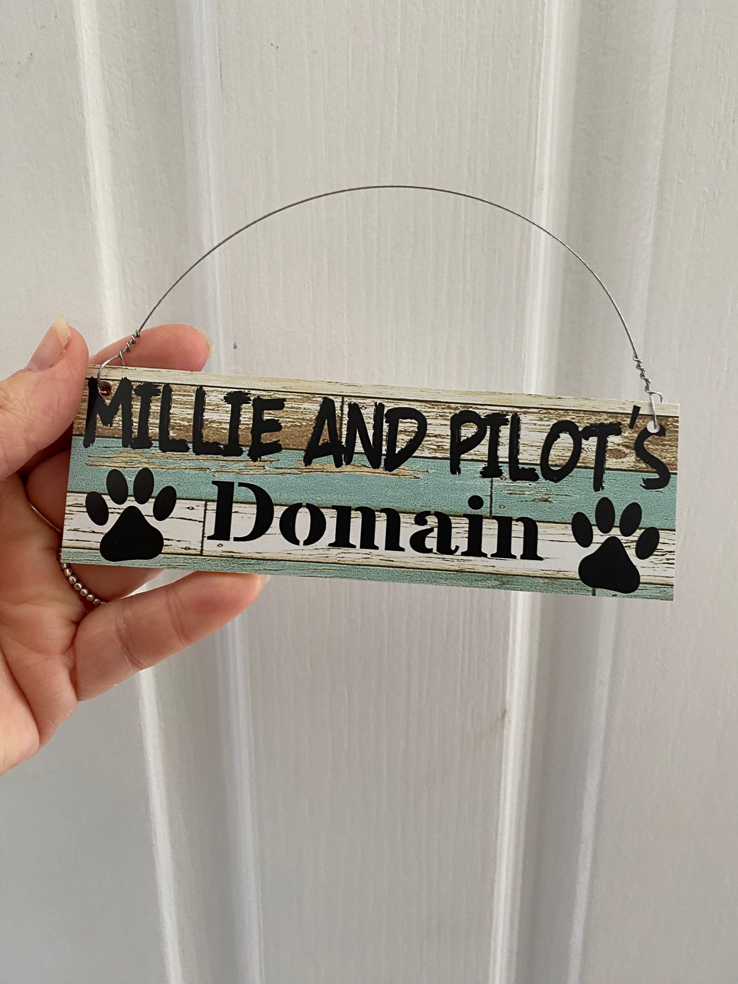 Dog Kennel Sign Custom Personalised - Blue Paw Print - Aussie Made