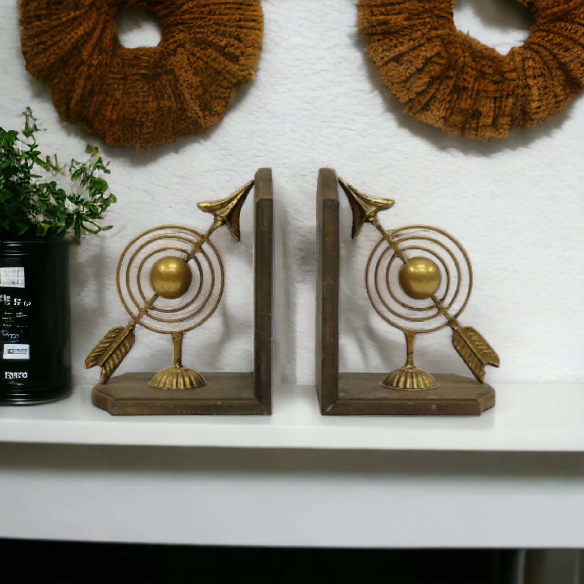 Book Ends Vintage Gold Orb Arrows - The Renmy Store Homewares & Gifts 