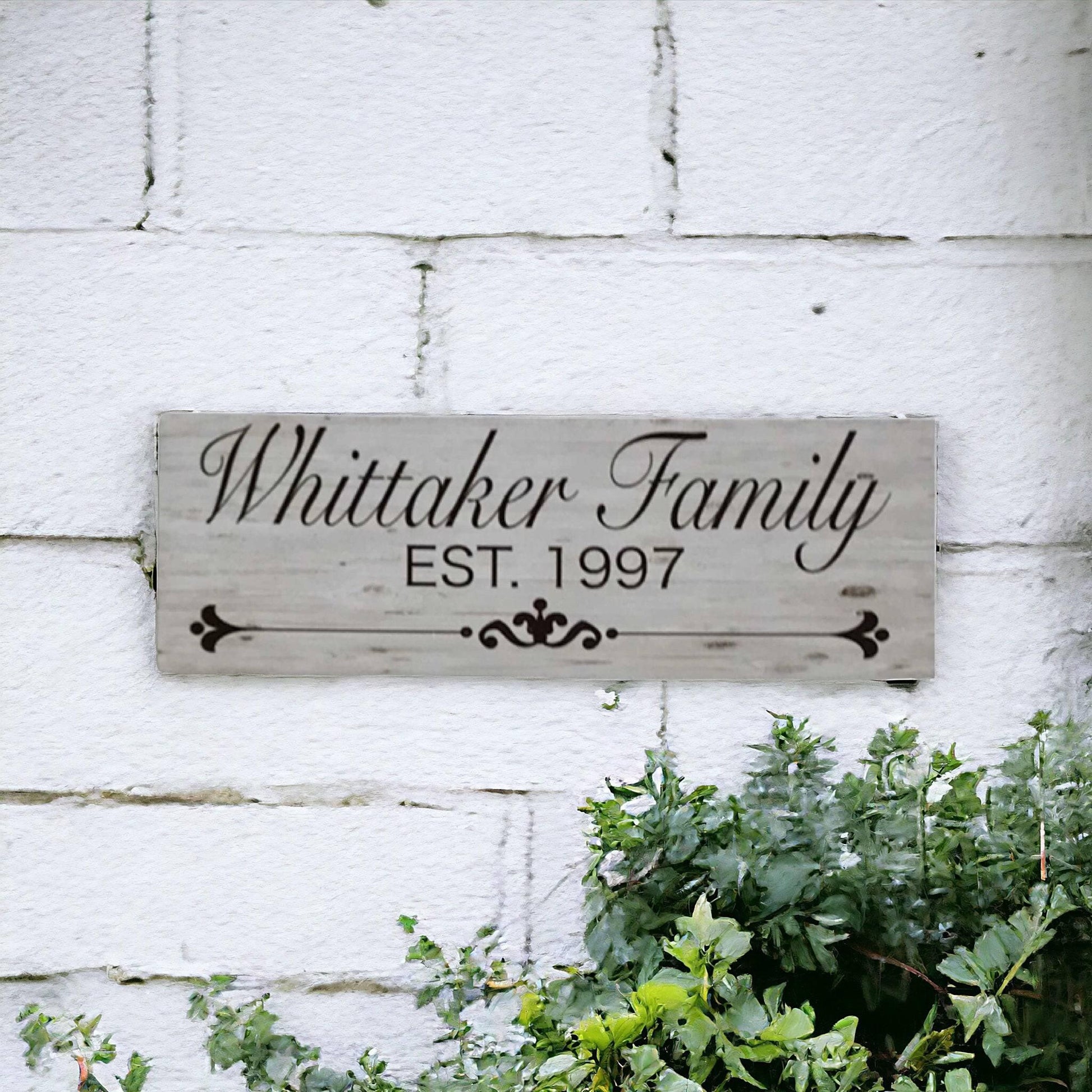 Family Name Custom Personalised Vintage Sign - The Renmy Store Homewares & Gifts 