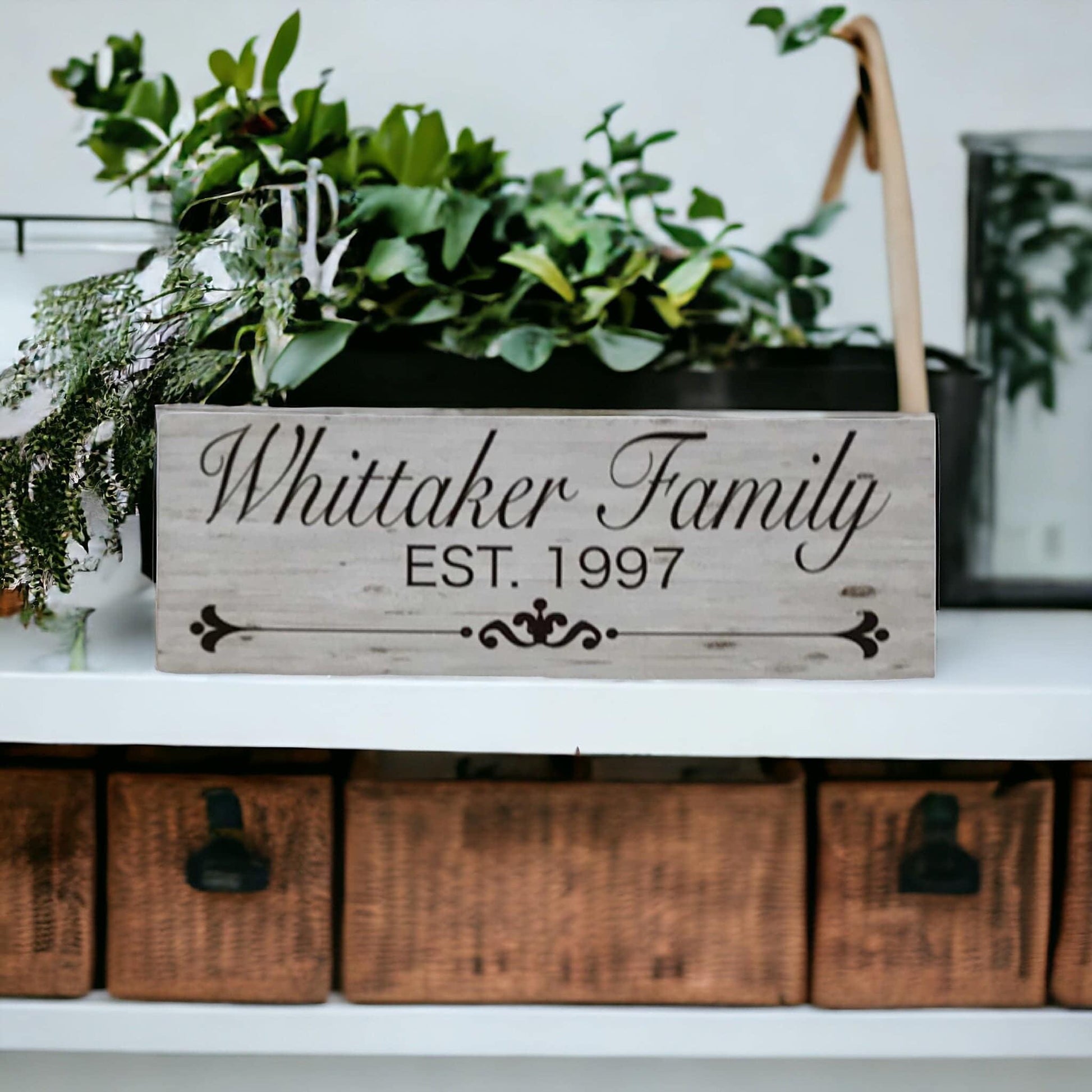 Family Name Custom Personalised Vintage Sign - The Renmy Store Homewares & Gifts 