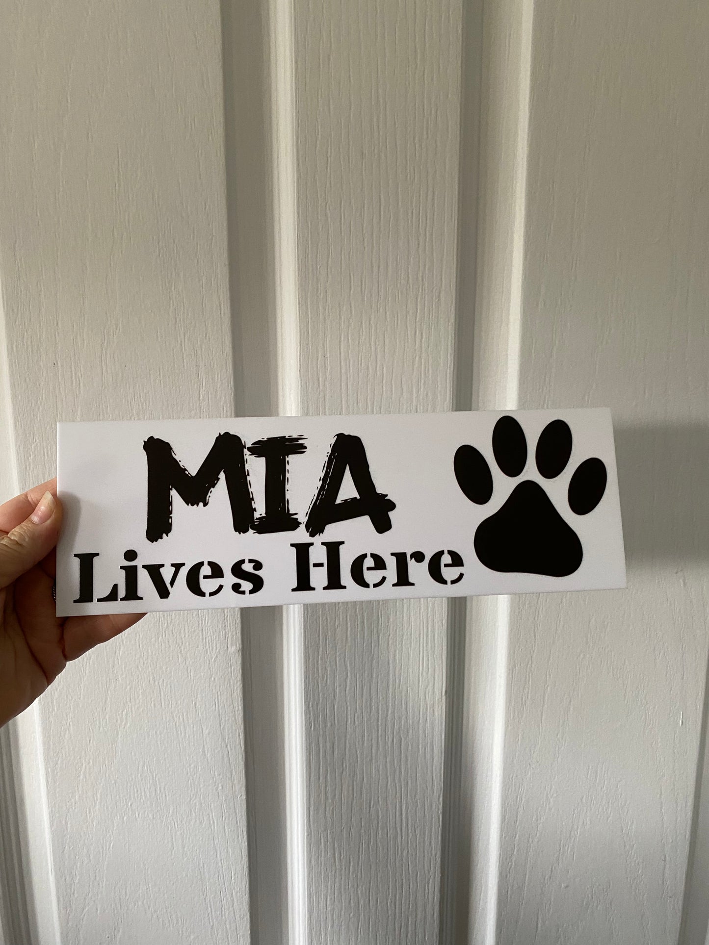 Dog Kennel Sign Custom Personalised - Classic Black White Paw