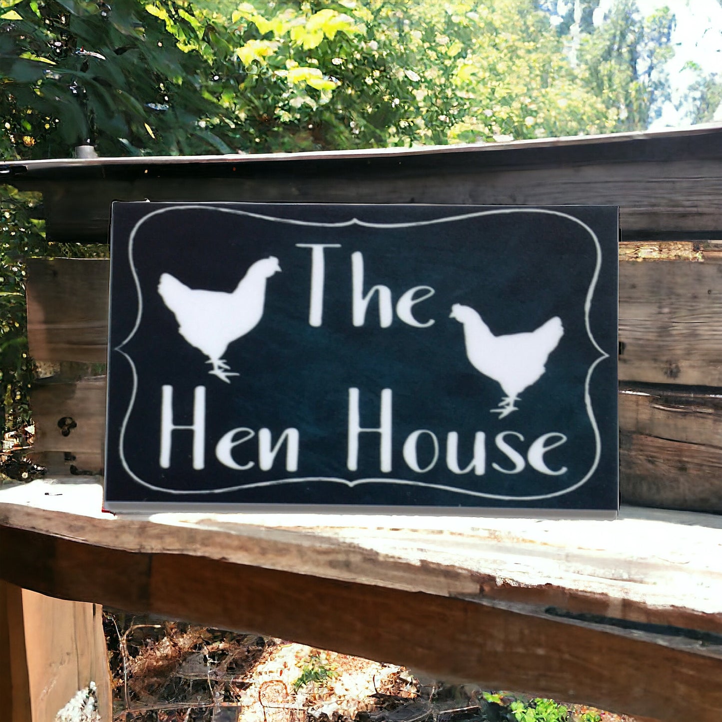 The Hen House Vintage Black Sign - The Renmy Store Homewares & Gifts 