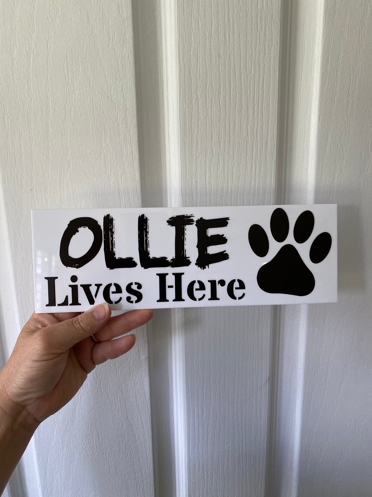 Dog Kennel Sign Custom Personalised - Classic Black White Paw