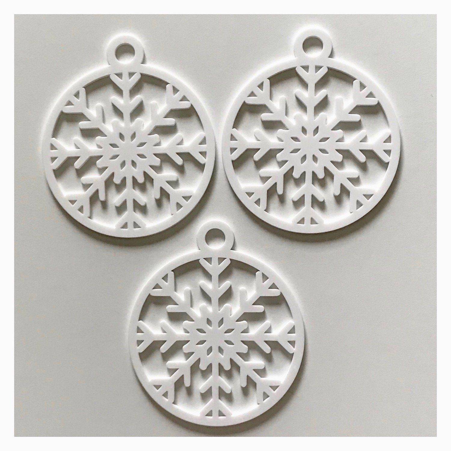 Snowflake B Decoration Hanging Set Of 3 White  Acrylic Country Decor Garden - The Renmy Store Homewares & Gifts 