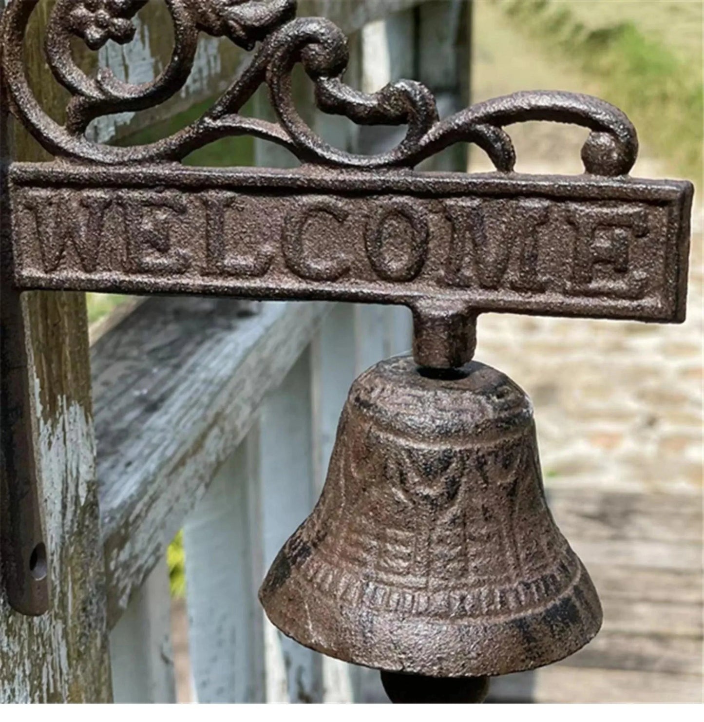 Heavy Duty Cast Iron Wall Hanging Bell Welcome Sign, Hanging Doorbell Home Decor Indoor Outdoor Wall Dinner Bell for Front Door - The Renmy Store Homewares & Gifts 