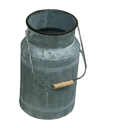Retro Iron Bucket Vase | Vintage Metal Flower Pot for Garden & Home Decor