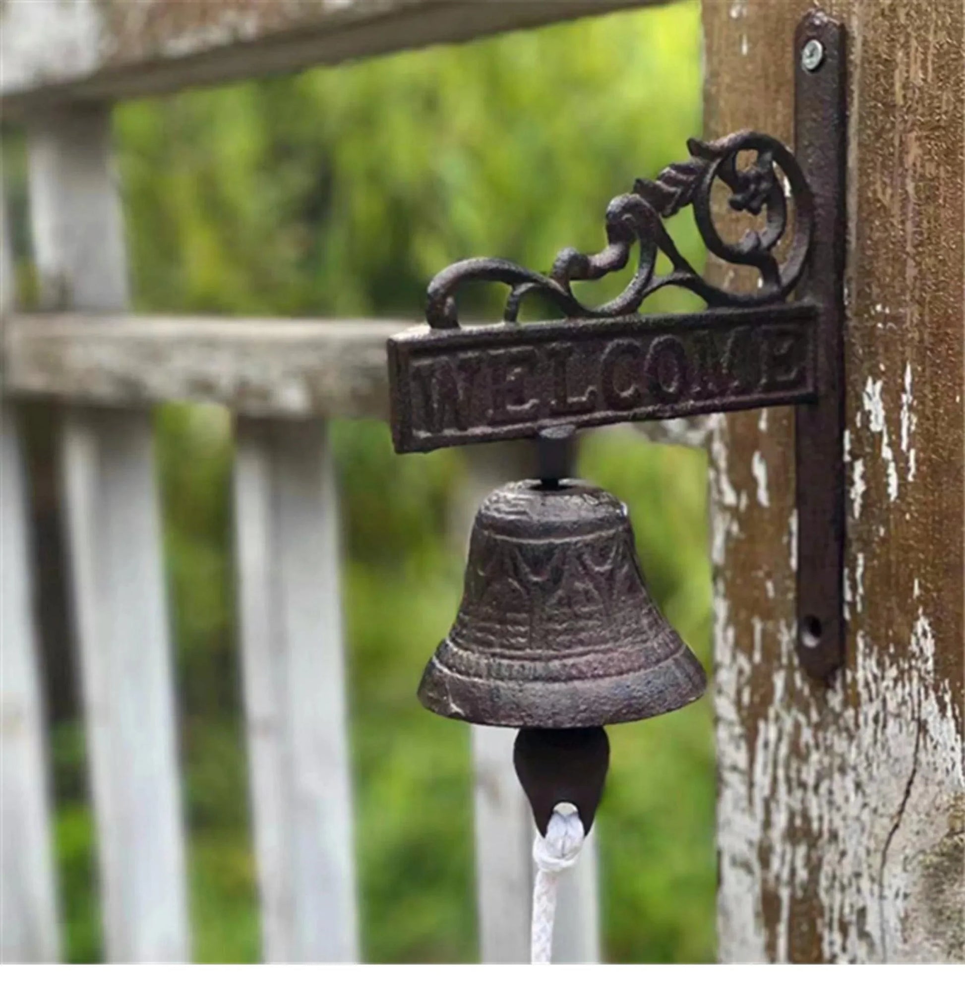 Heavy Duty Cast Iron Wall Hanging Bell Welcome Sign, Hanging Doorbell Home Decor Indoor Outdoor Wall Dinner Bell for Front Door - The Renmy Store Homewares & Gifts 