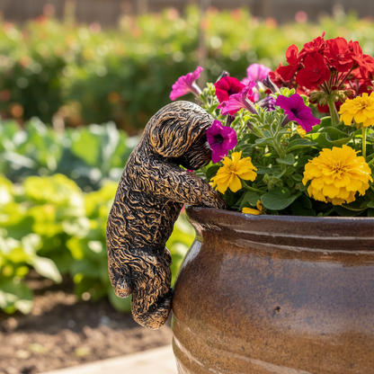 Dog Pot Sitter Hanger | Resin Planter Pot Decoration 11cm | Garden Dog Ornament