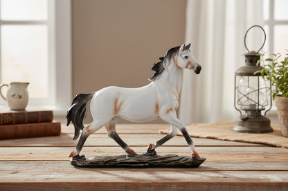 White Horse Sculpture Ornament - Resin Desk Decor Art