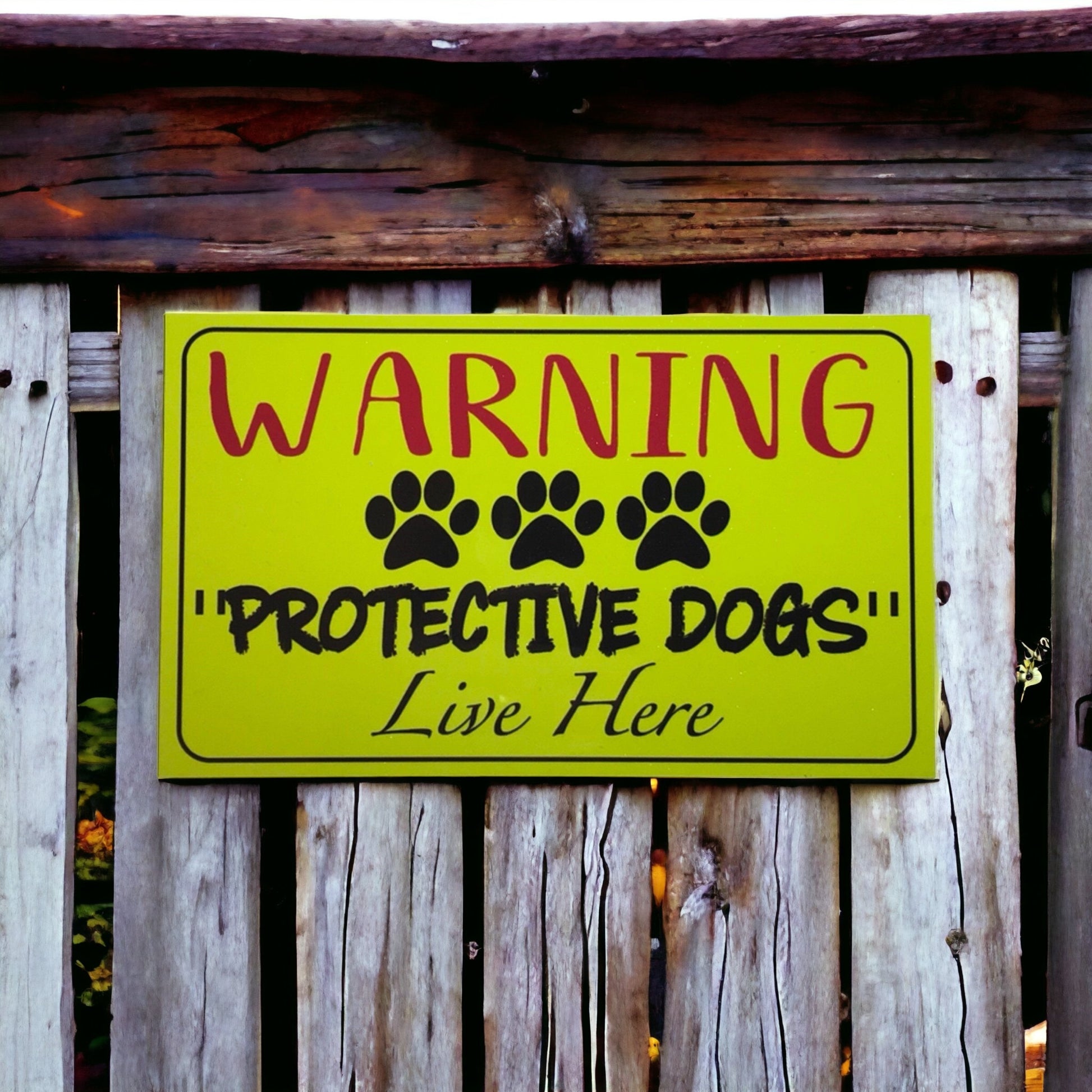 Warning Protective Dogs or Dog Live Here Sign - The Renmy Store Homewares & Gifts 