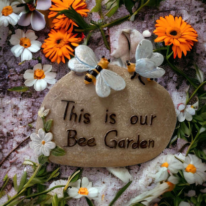 Bee Garden Stone Rock Gardeners Ornament - The Renmy Store Homewares & Gifts 