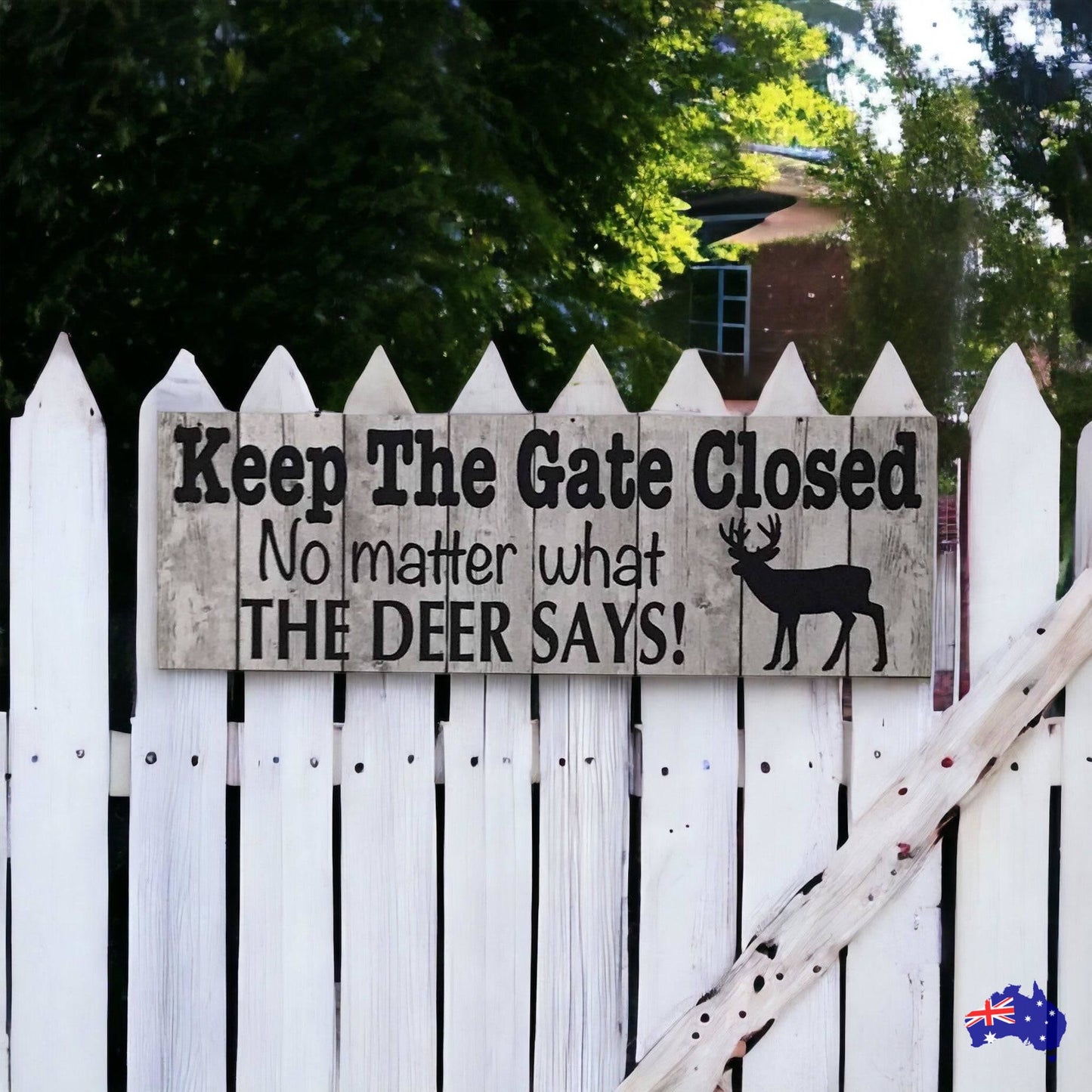 Deer Keep The Gate Closed Sign - The Renmy Store Homewares & Gifts 