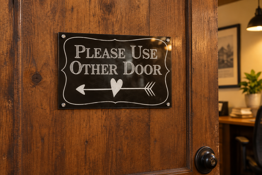 Wooden office door mount, square corners