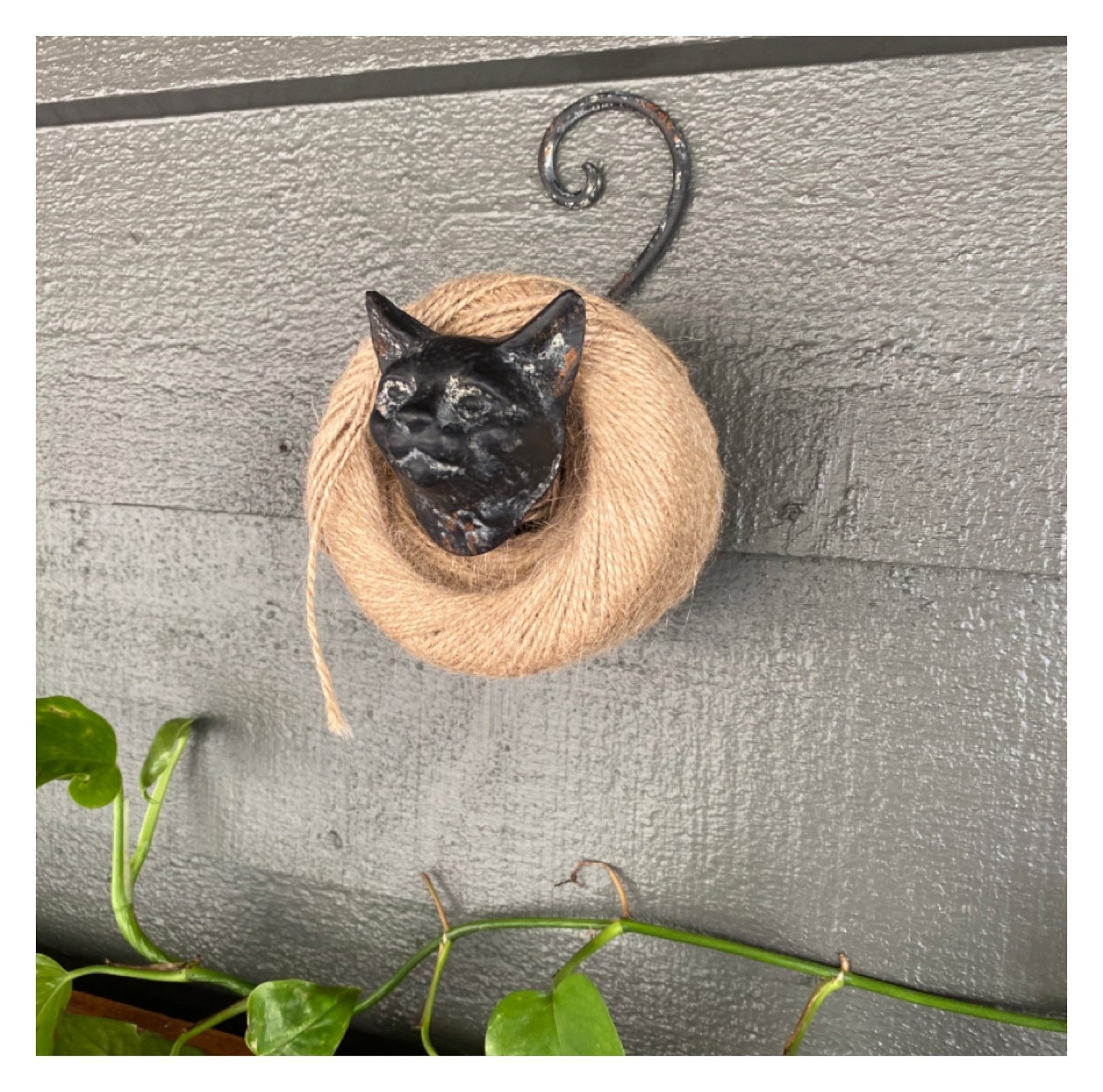 String Holder Hanging Rustic Cat